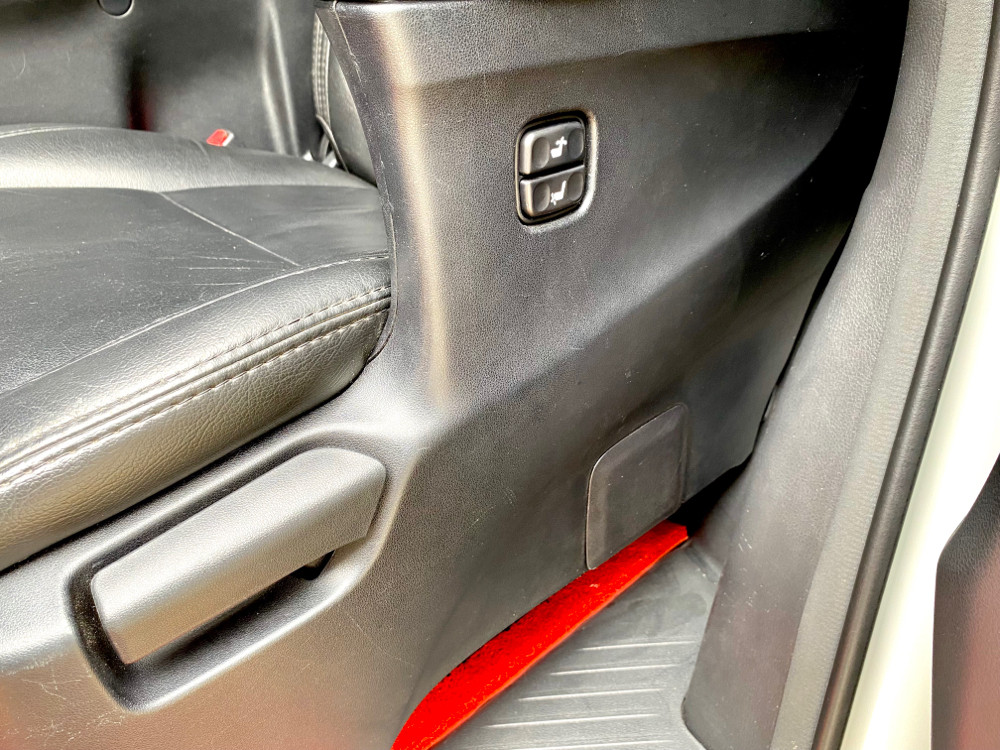 2013 Toyota Vellfire 2013 Toyota Vellfire