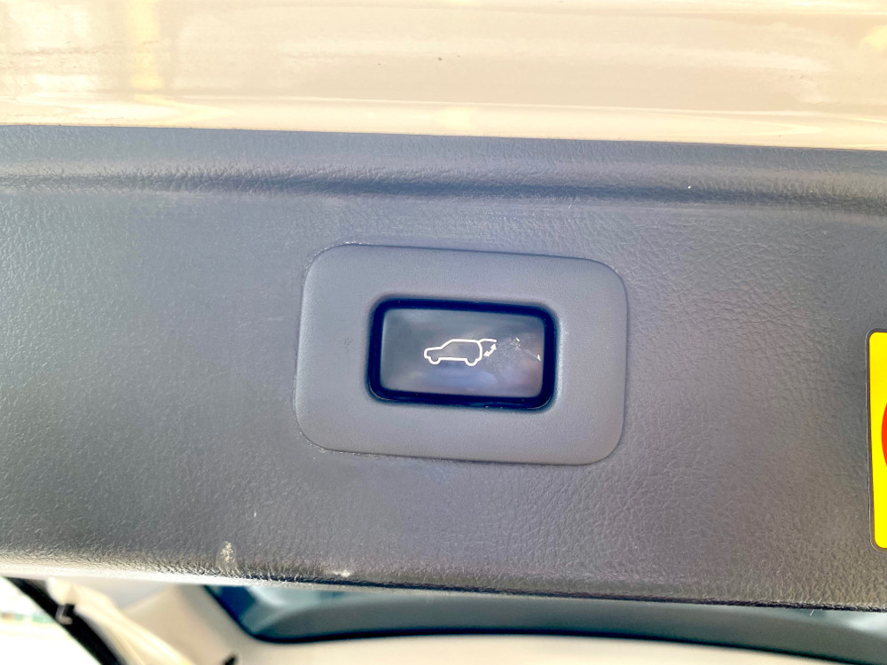 2013 Toyota Vellfire 2013 Toyota Vellfire