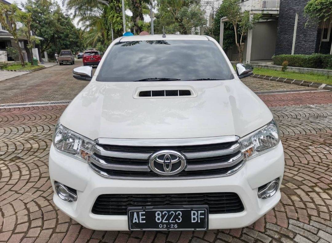 2016 Toyota Hilux 2.4L D-Cab G MT Bekas