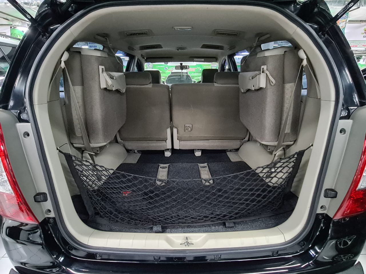 2015 Toyota Kijang Innova 2015 Toyota Kijang Innova