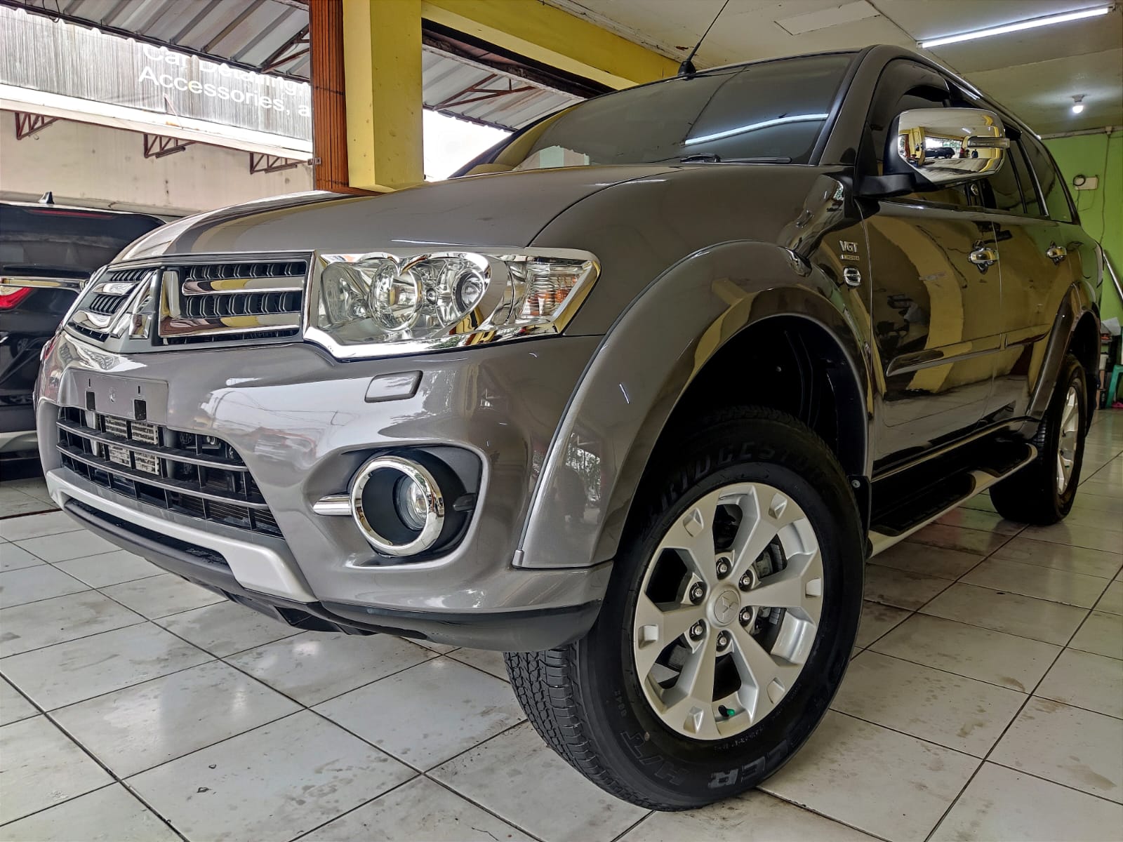 2014 Mitsubishi Pajero Sport 2014 Mitsubishi Pajero Sport