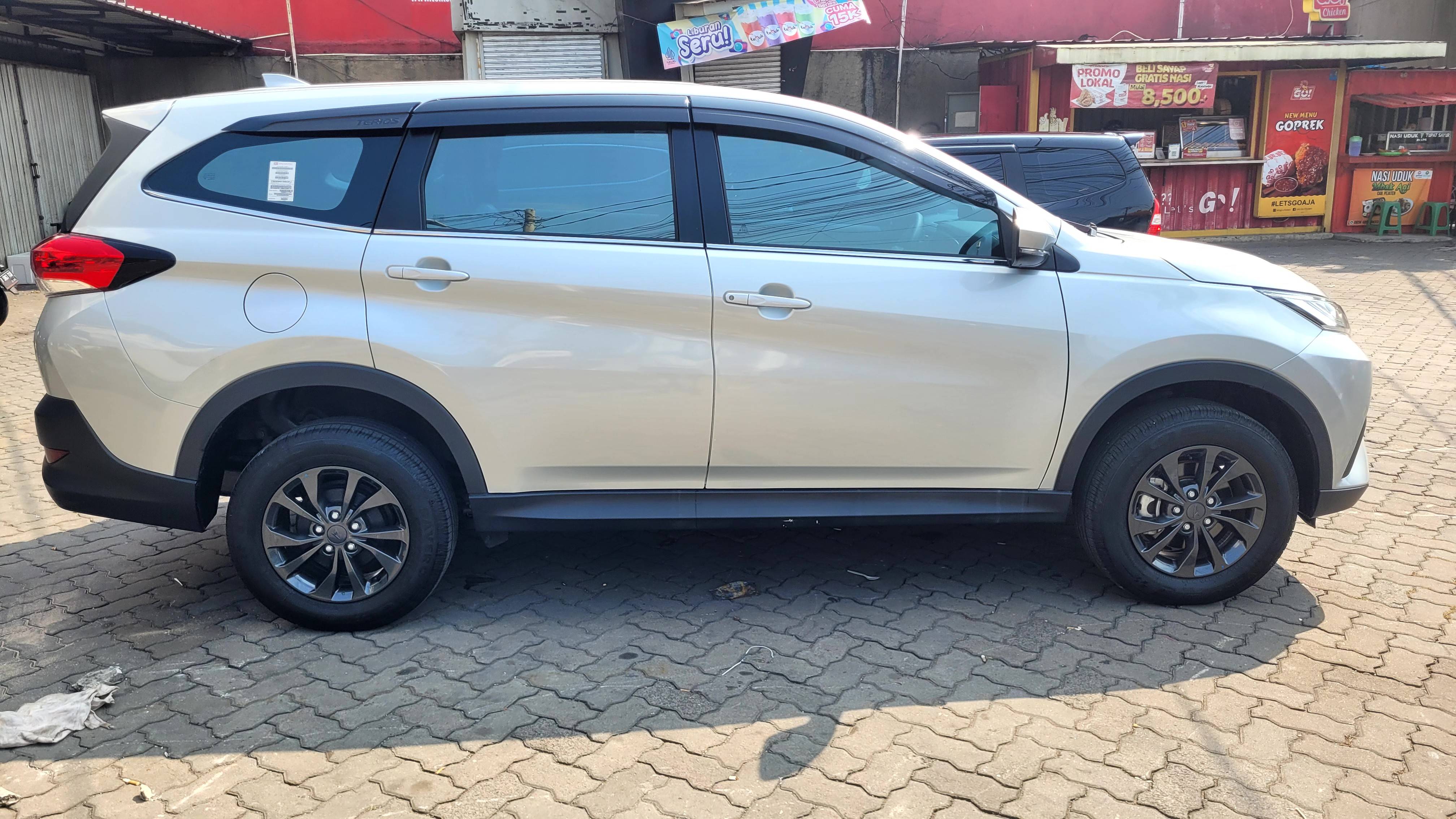 2022 Daihatsu Terios X A/T Deluxe 2022 Daihatsu Terios X A/T Deluxe