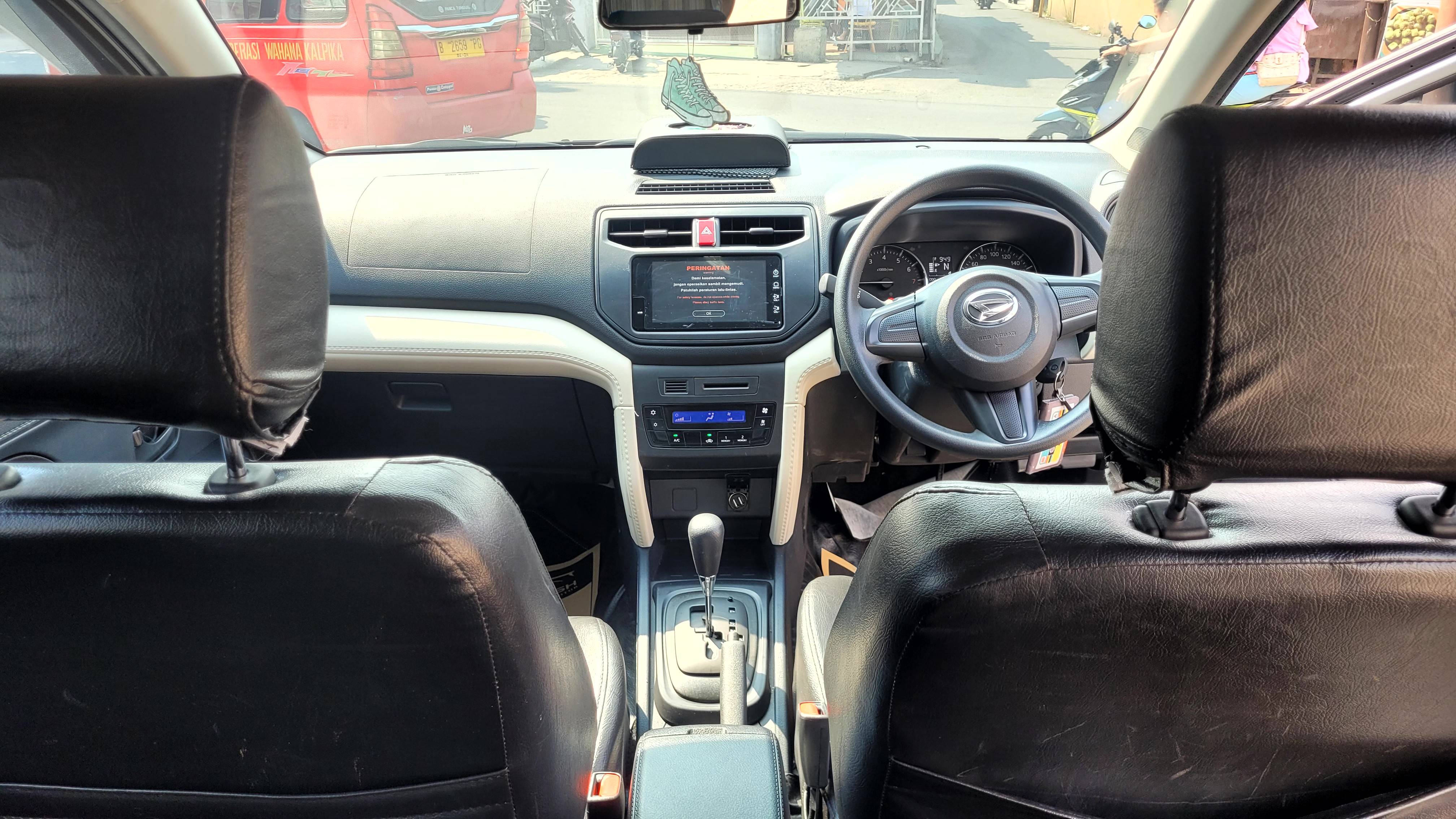 2022 Daihatsu Terios X A/T Deluxe 2022 Daihatsu Terios X A/T Deluxe