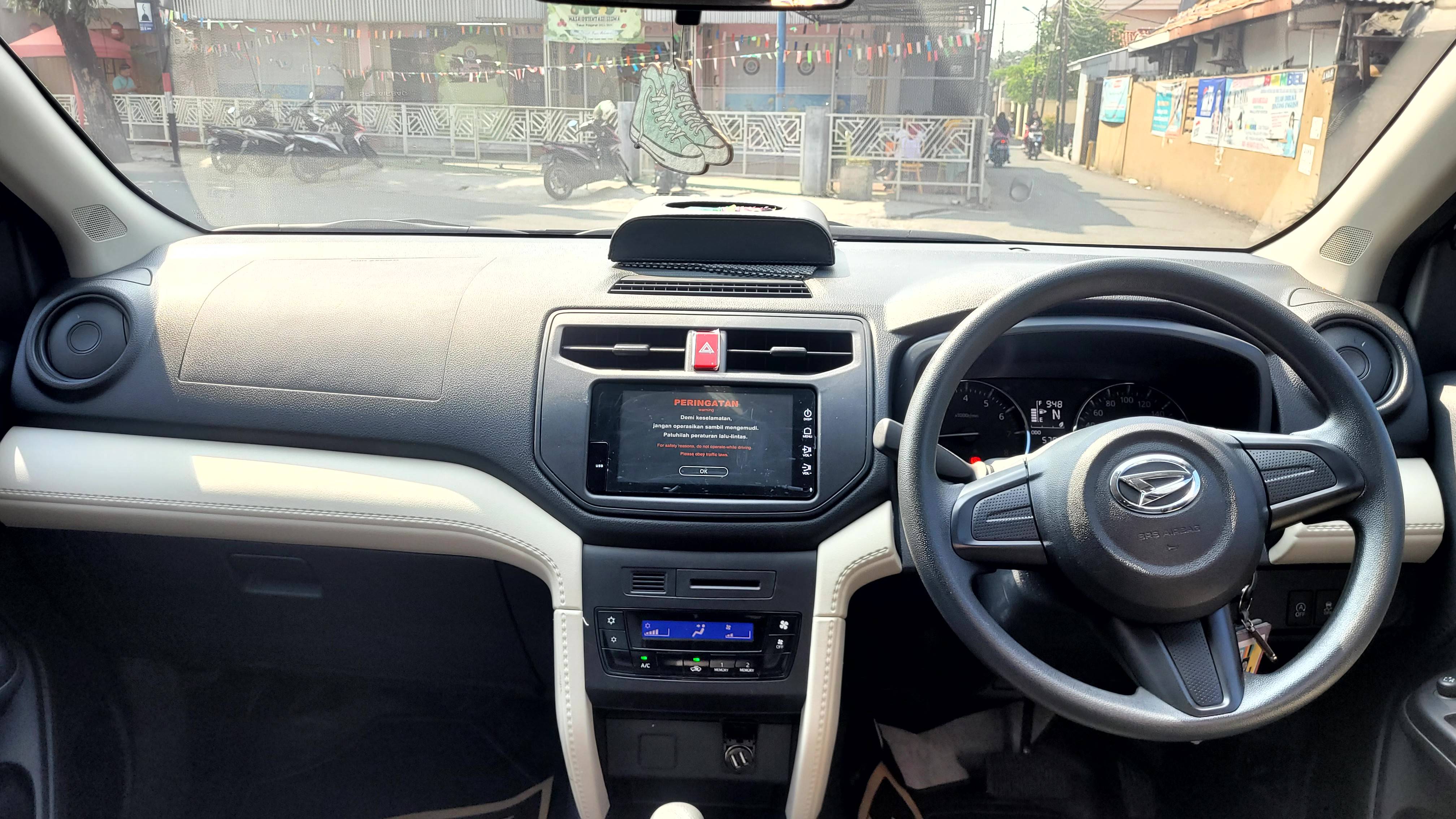 2022 Daihatsu Terios X A/T Deluxe 2022 Daihatsu Terios X A/T Deluxe