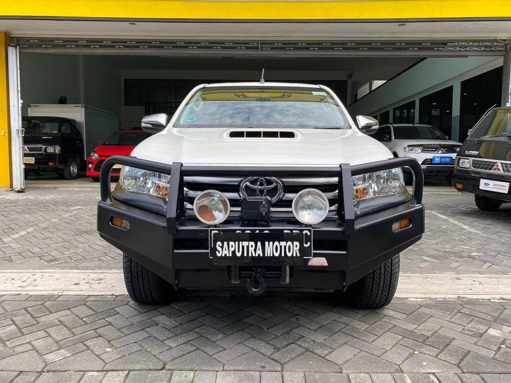 Second Hand 2017 Toyota Hilux Double Cabin G 2.5L MT