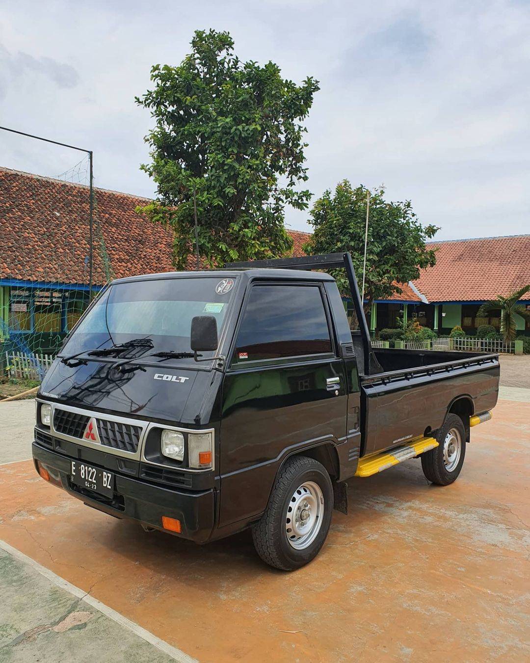 2018 Mitsubishi L300 2018 Mitsubishi L300