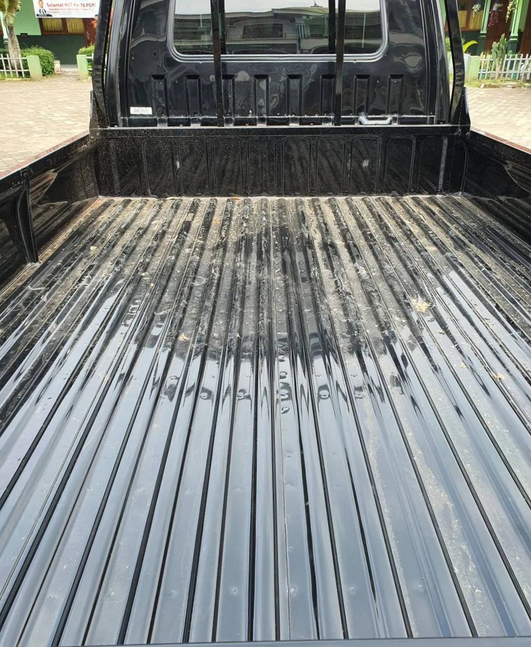 2017 Mitsubishi L300 2017 Mitsubishi L300