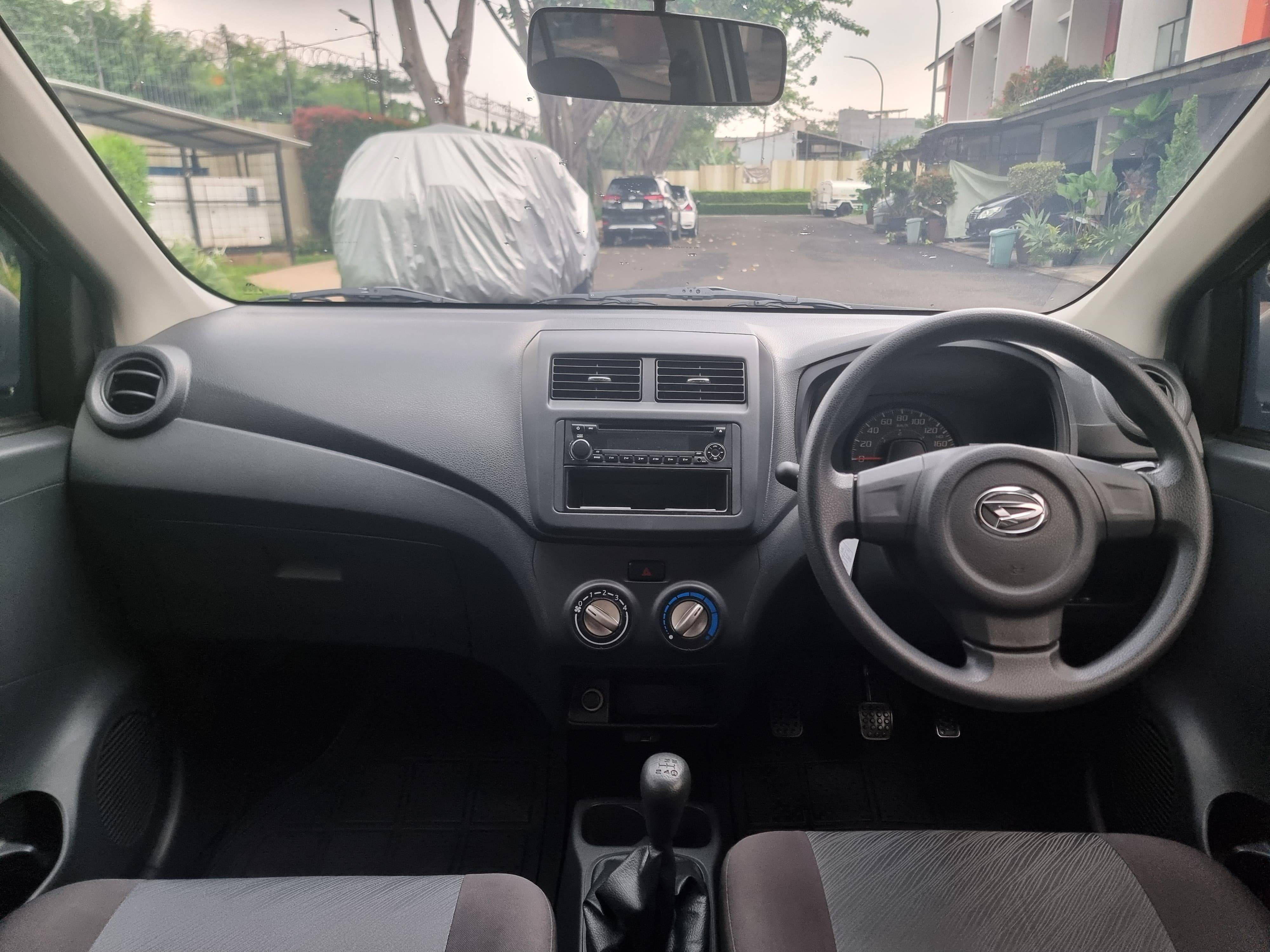 2014 Daihatsu Ayla 2014 Daihatsu Ayla