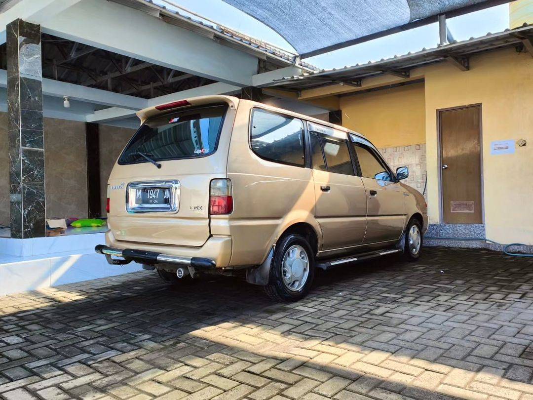 2000 Toyota Kijang 2000 Toyota Kijang