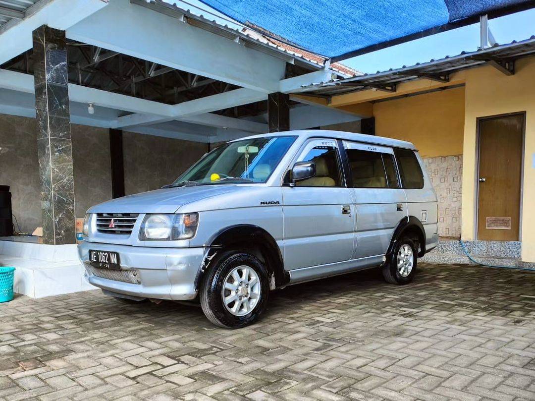 2000 Mitsubishi Kuda 2000 Mitsubishi Kuda