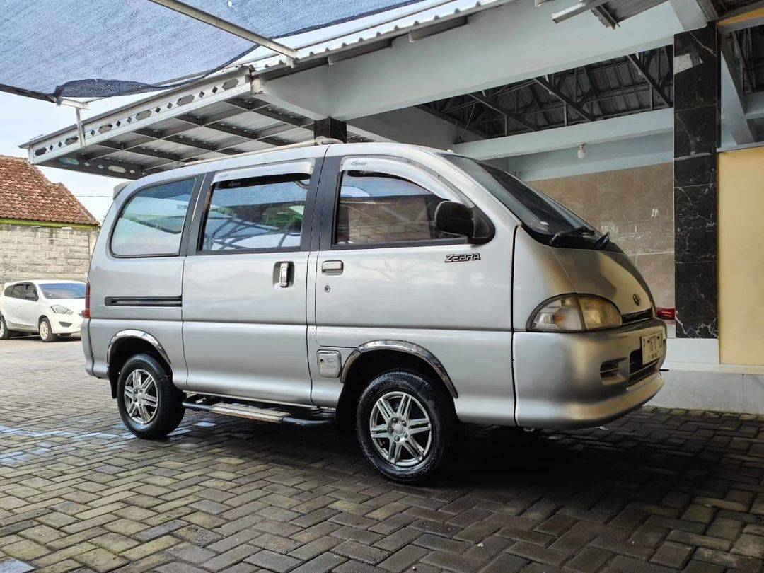 2003 Daihatsu Espass 2003 Daihatsu Espass