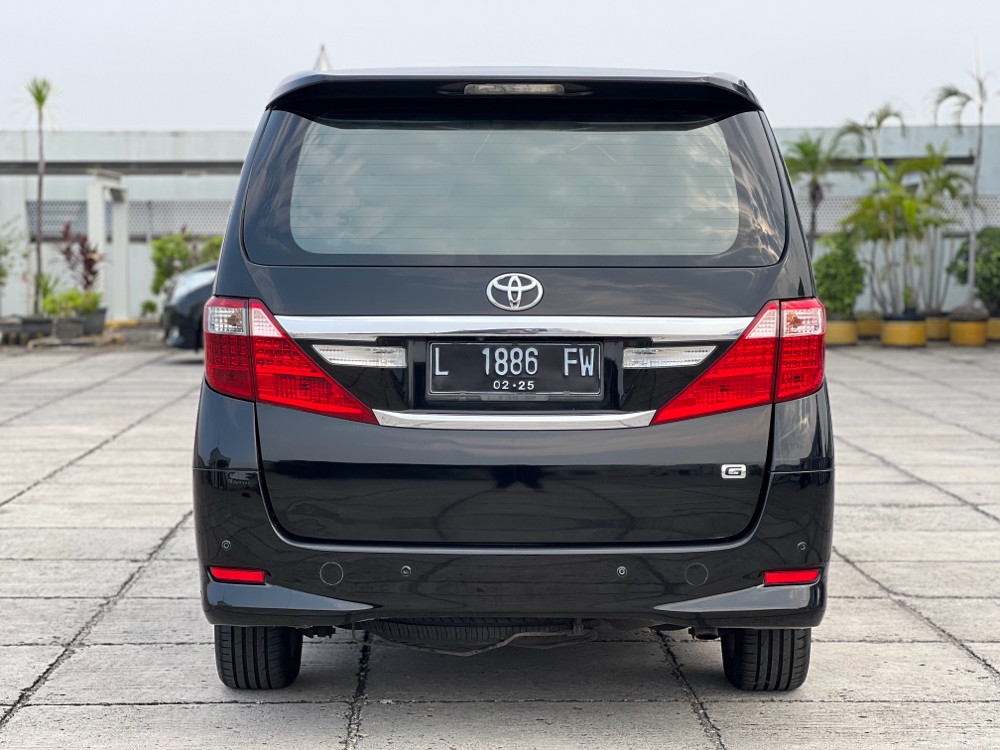 2012 Toyota Alphard 2012 Toyota Alphard