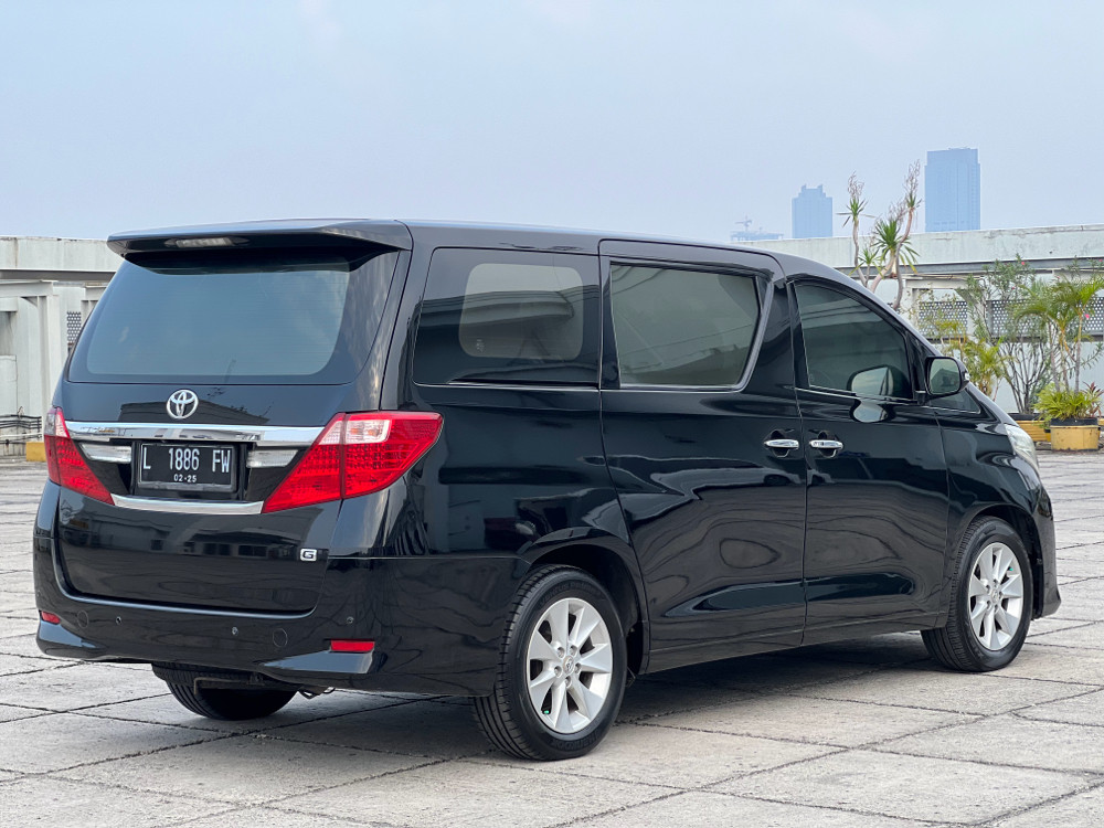 2012 Toyota Alphard 2012 Toyota Alphard