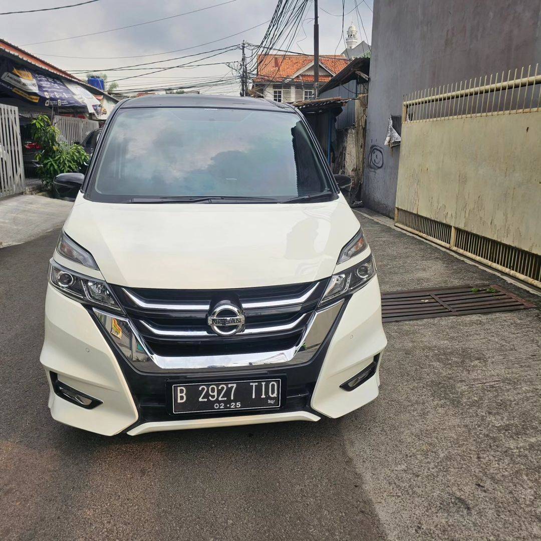 2020 Nissan Serena Bekas 2020 Nissan Serena Bekas