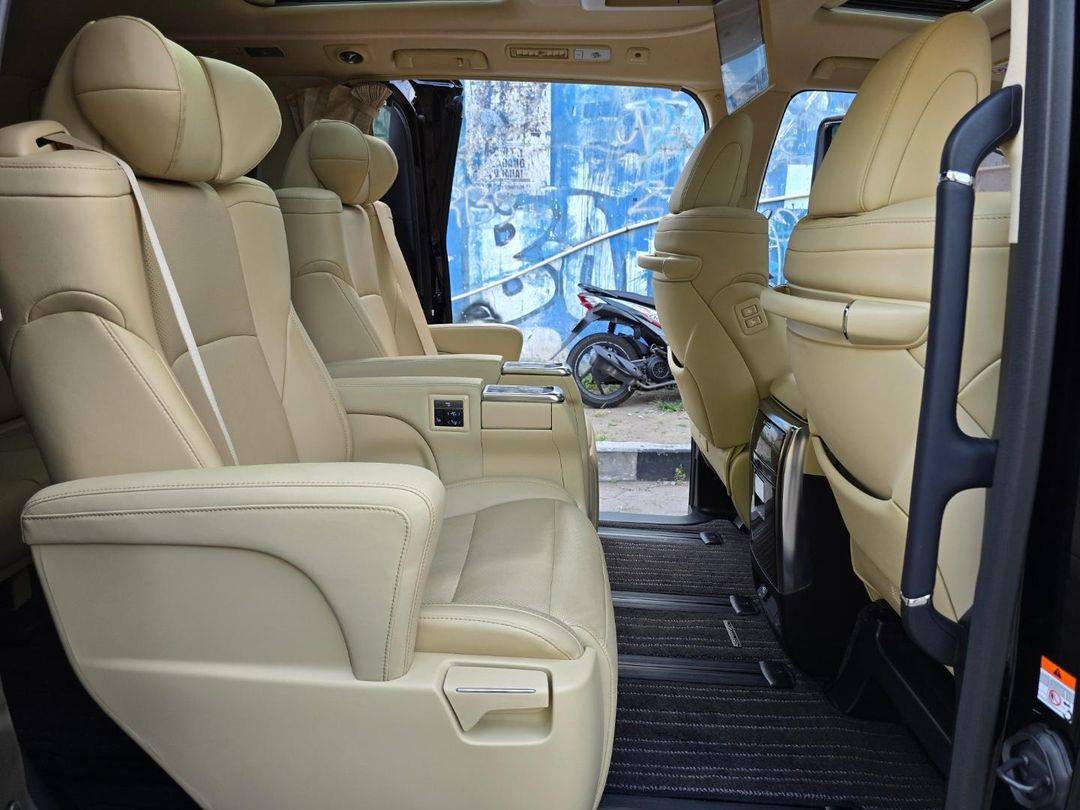 2023 Toyota Alphard 2023 Toyota Alphard