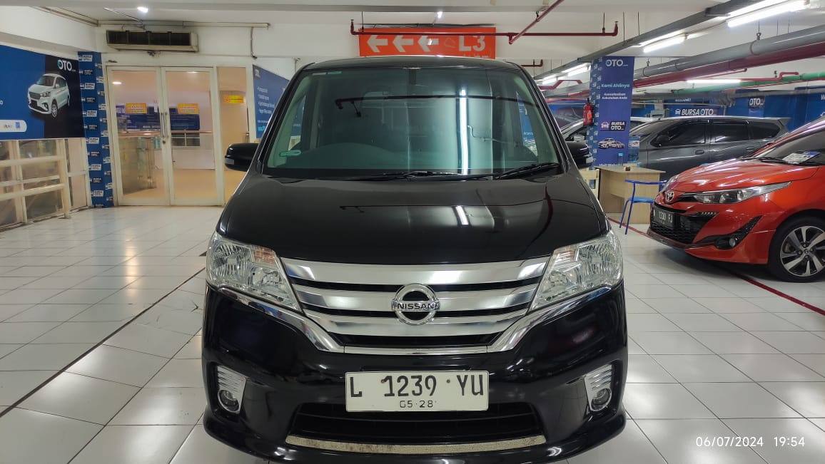 2013 Nissan Serena Bekas 2013 Nissan Serena Bekas