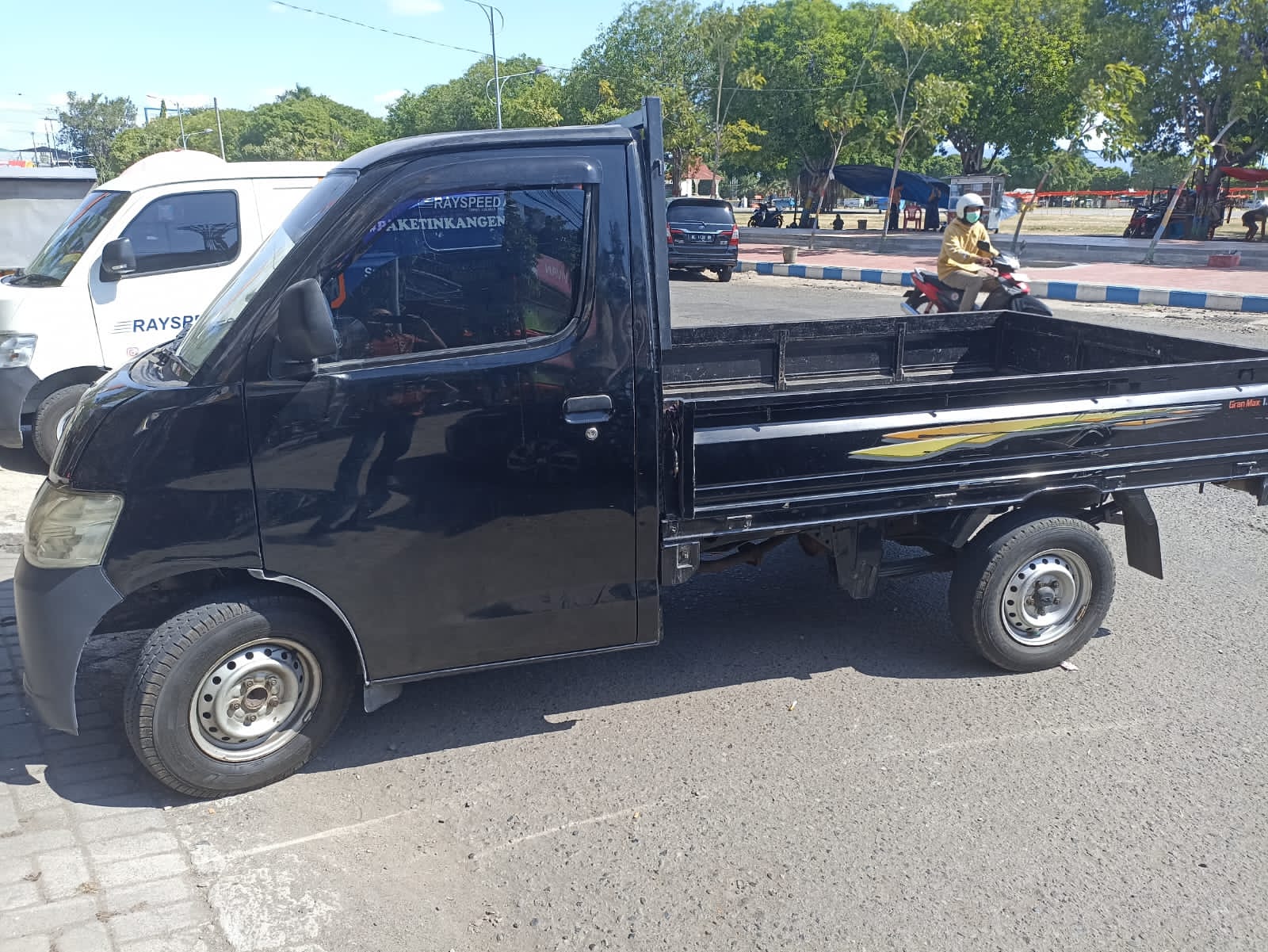 2014 Daihatsu Grand Max Bekas 2014 Daihatsu Grand Max Bekas