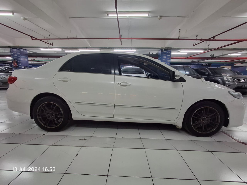 2010 Toyota Corolla Altis 2010 Toyota Corolla Altis