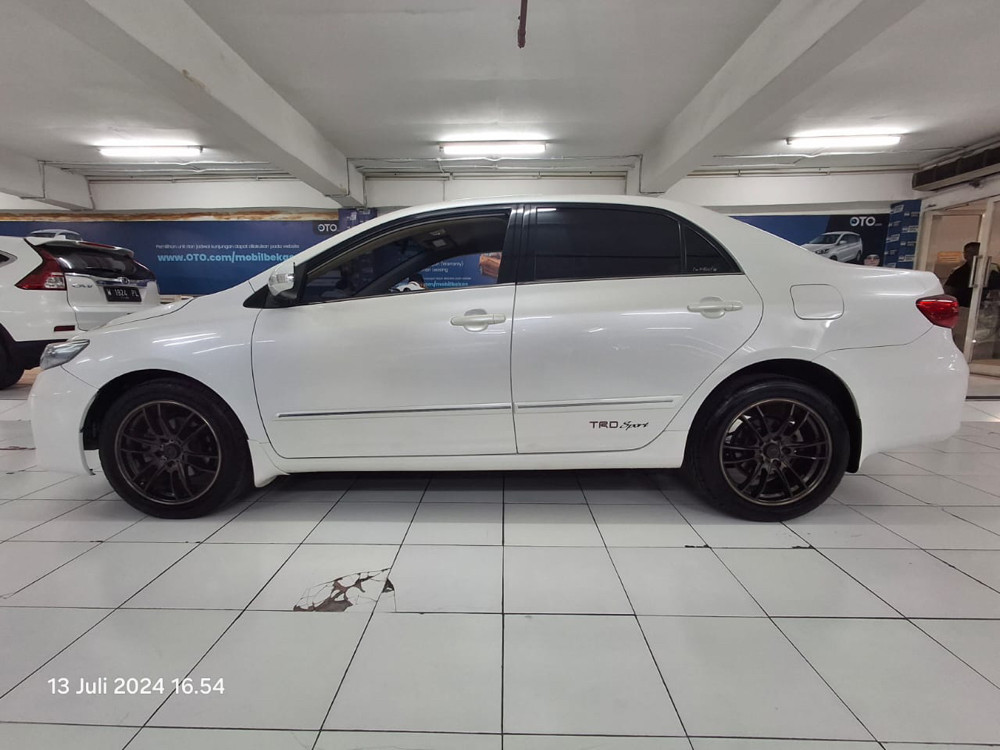 2010 Toyota Corolla Altis 2010 Toyota Corolla Altis