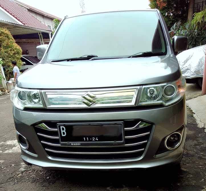 Second Hand 2014 Suzuki Karimun Wagon R GS Second Hand 2014 Suzuki Karimun Wagon R GS