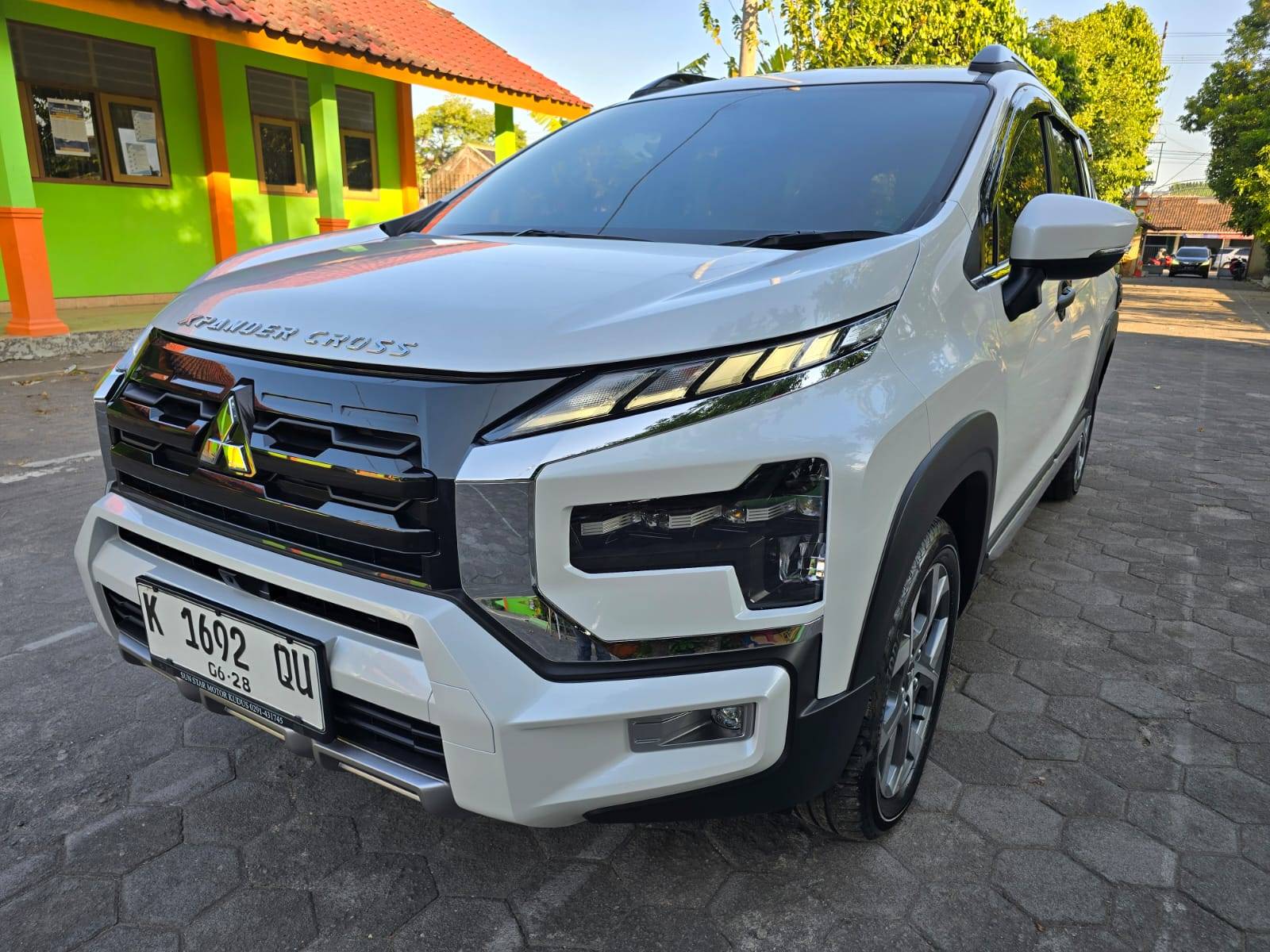 2023 Mitsubishi Xpander Cross  PREMIUM PACKAGE 1.5 SV Bensin AT Bekas