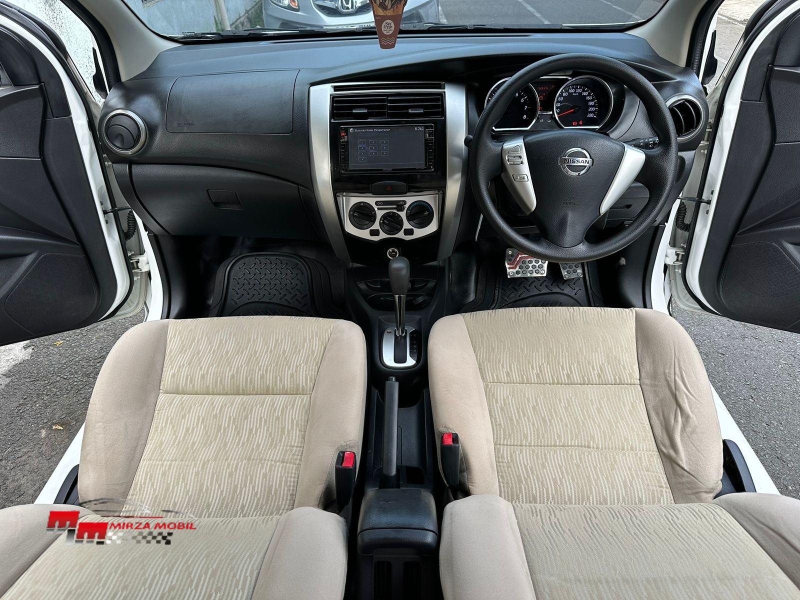 2018 Nissan Grand Livina XV HWS AT 2018 Nissan Grand Livina XV HWS AT