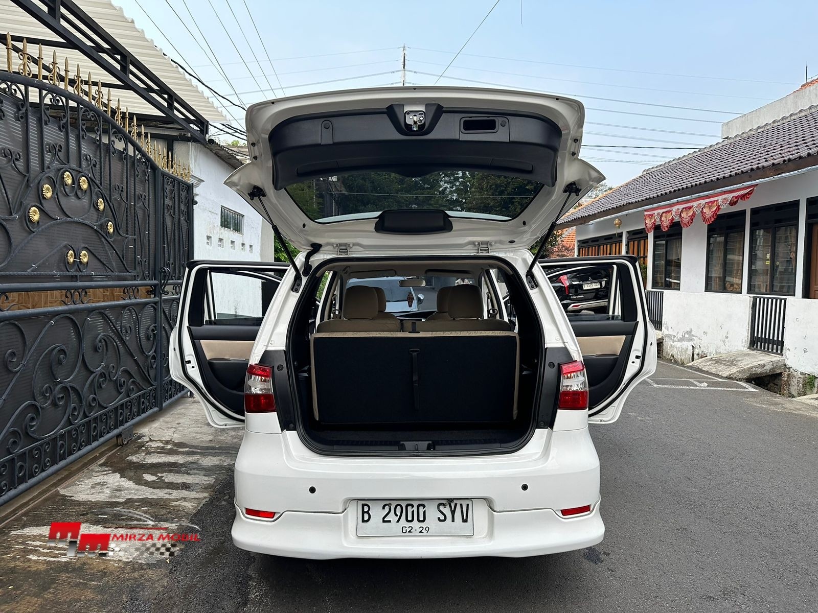 2018 Nissan Grand Livina XV HWS AT 2018 Nissan Grand Livina XV HWS AT