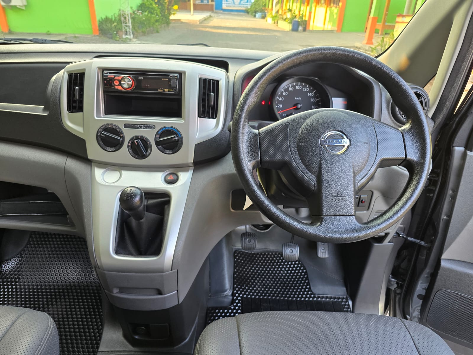 2014 Nissan Evalia 2014 Nissan Evalia