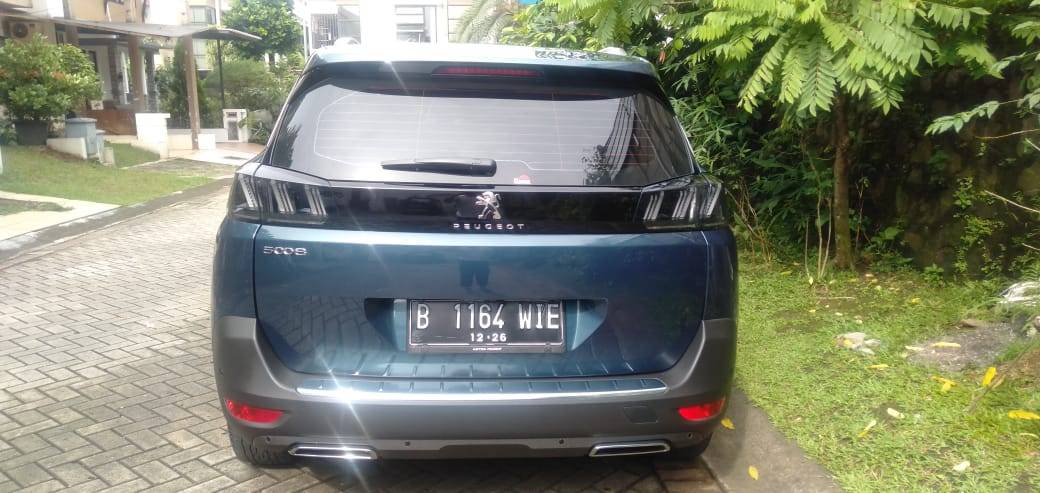 2021 Peugeot 5008 2021 Peugeot 5008