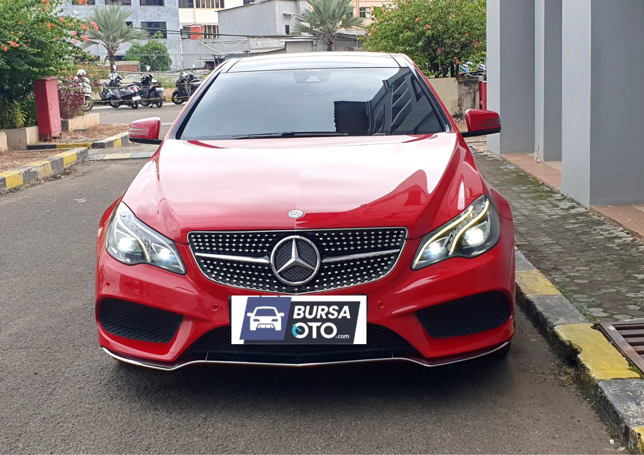 2013 Mercedes Benz E-Class Coupe Bekas 2013 Mercedes Benz E-Class Coupe Bekas