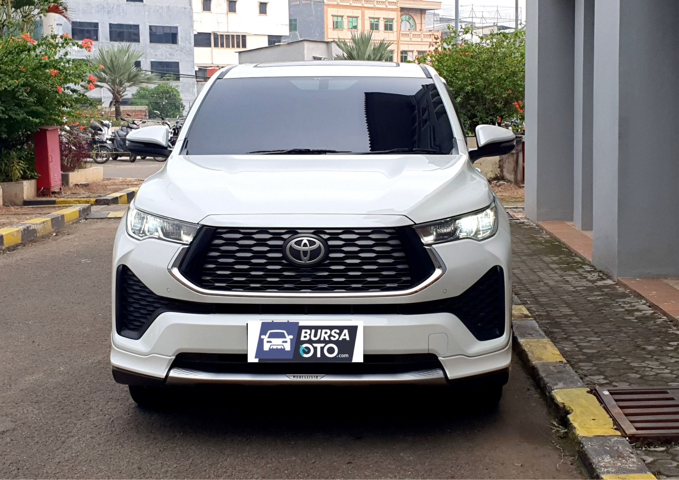 2024 Toyota Kijang Innova Zenix Hybrid EV 2024 Toyota Kijang Innova Zenix Hybrid EV