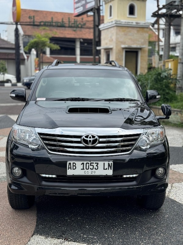 2014 Toyota Fortuner  2.5L G VNT TRD Diesel AT