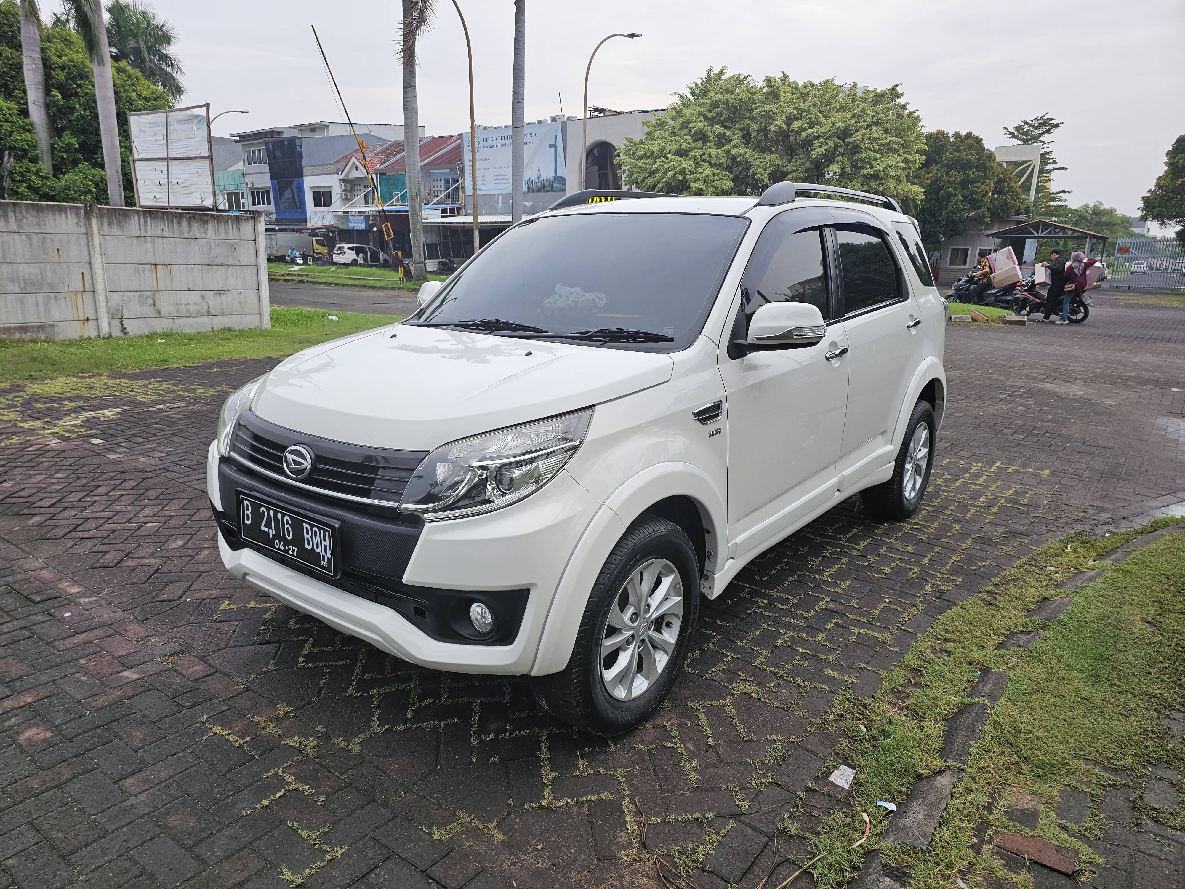 2017 Daihatsu Terios R M/T 2017 Daihatsu Terios R M/T