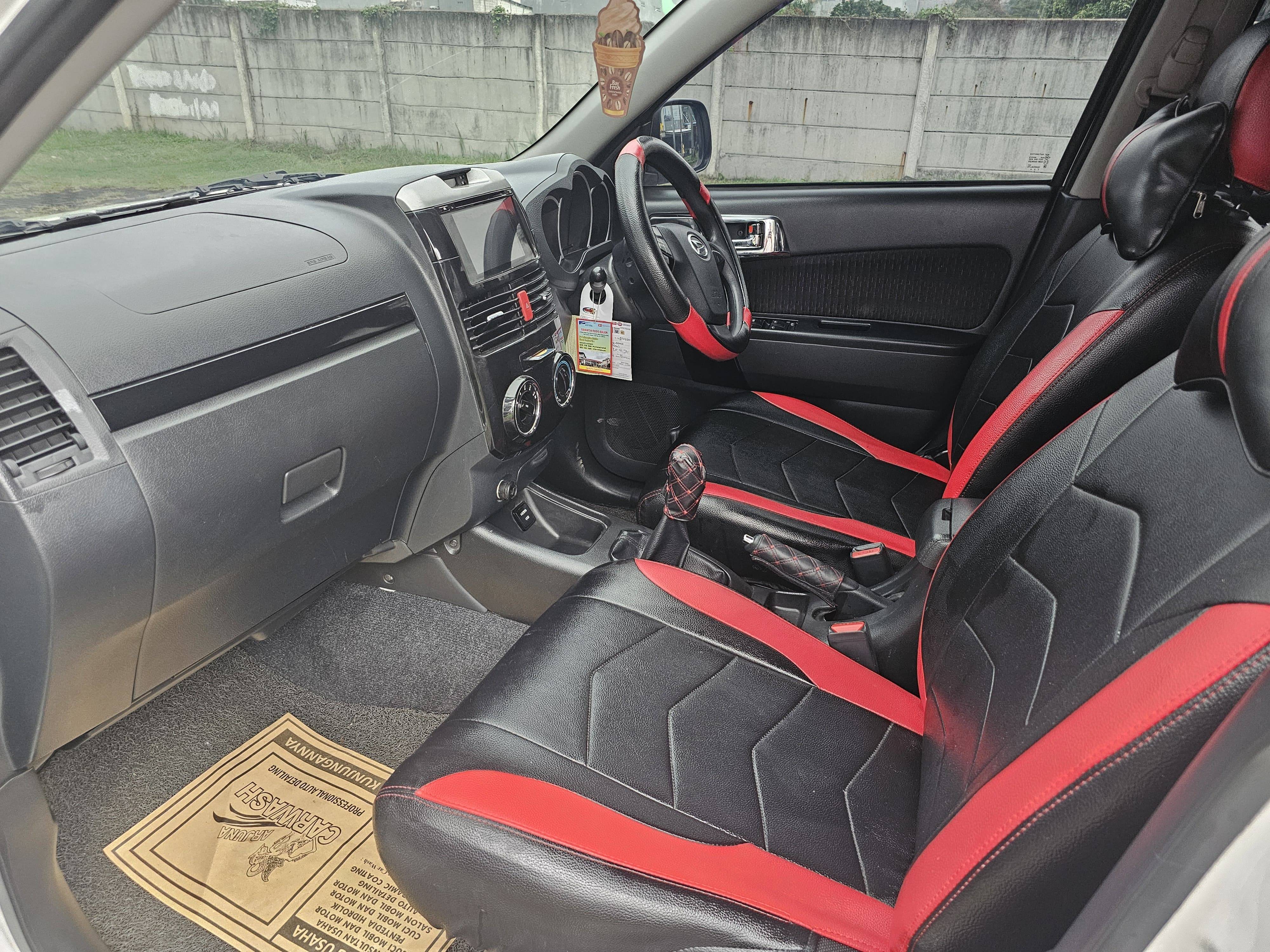 2017 Daihatsu Terios R M/T 2017 Daihatsu Terios R M/T