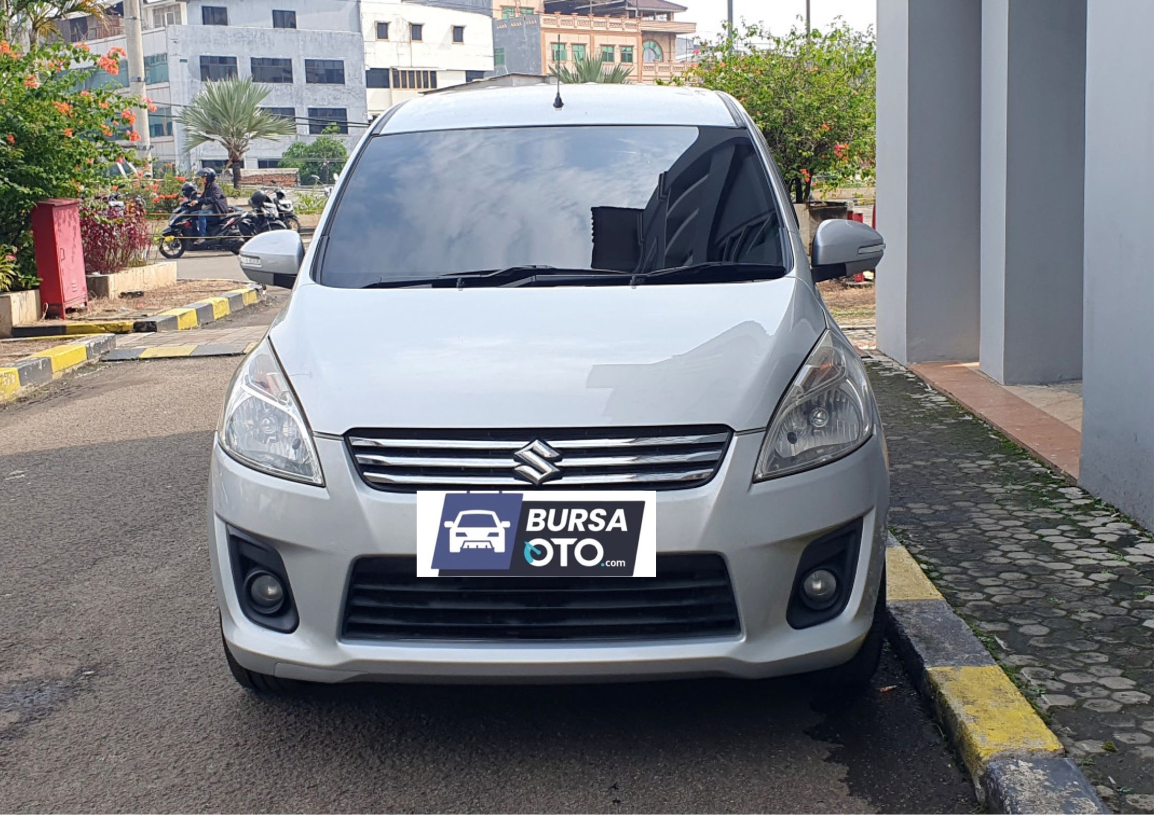 2013 Suzuki Ertiga Bekas 2013 Suzuki Ertiga Bekas