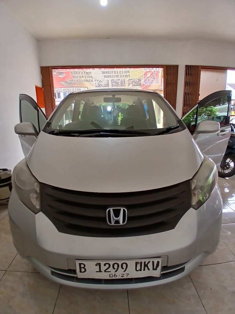 Second Hand 2011 Honda Freed Second Hand 2011 Honda Freed
