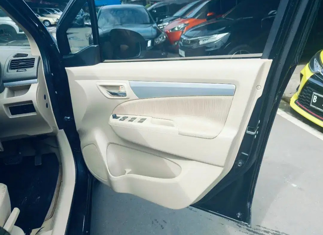 2015 Suzuki Ertiga GX AT 2015 Suzuki Ertiga GX AT