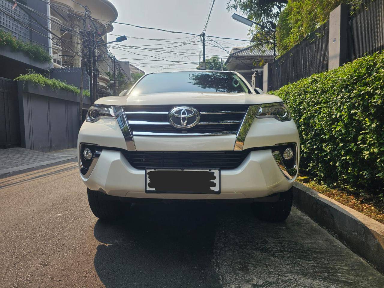 Second Hand 2019 Toyota Fortuner 2.4 VRZ AT Second Hand 2019 Toyota Fortuner 2.4 VRZ AT