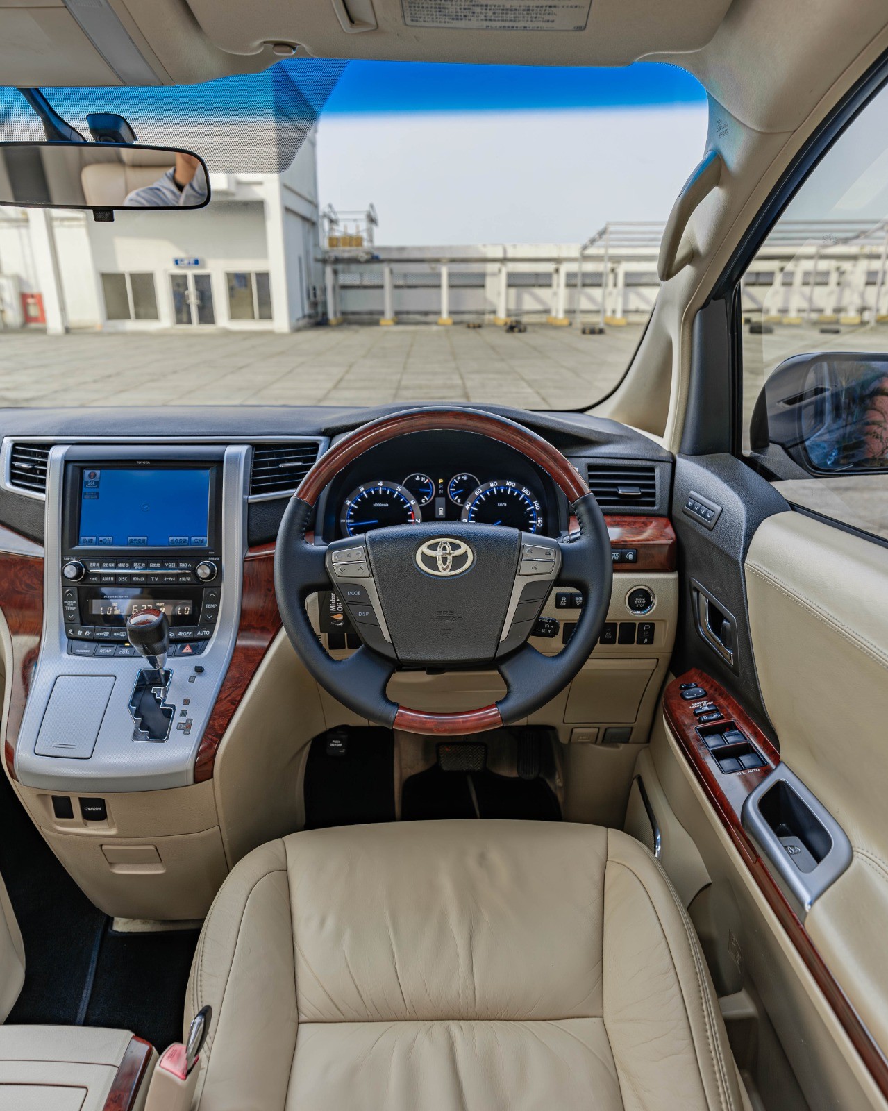 2009 Toyota Alphard 2009 Toyota Alphard