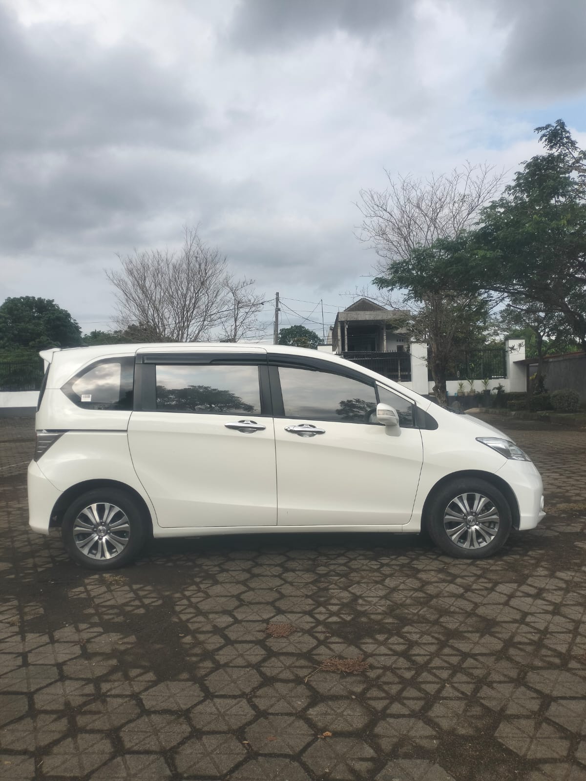 2015 Honda Freed  PSD 2015 Honda Freed  PSD