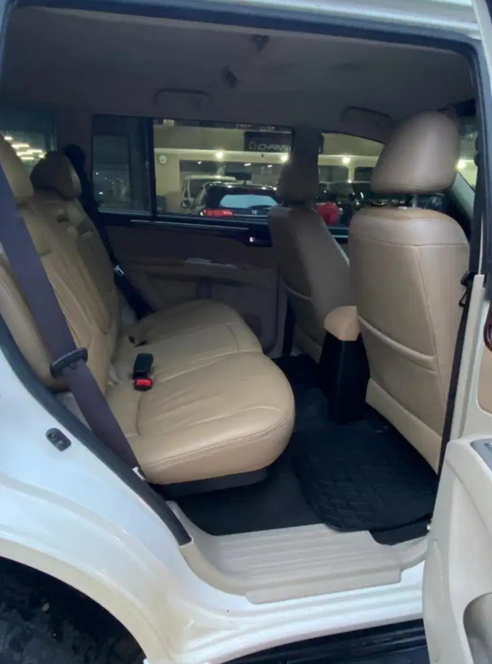 2015 Mitsubishi Pajero Sport 2015 Mitsubishi Pajero Sport