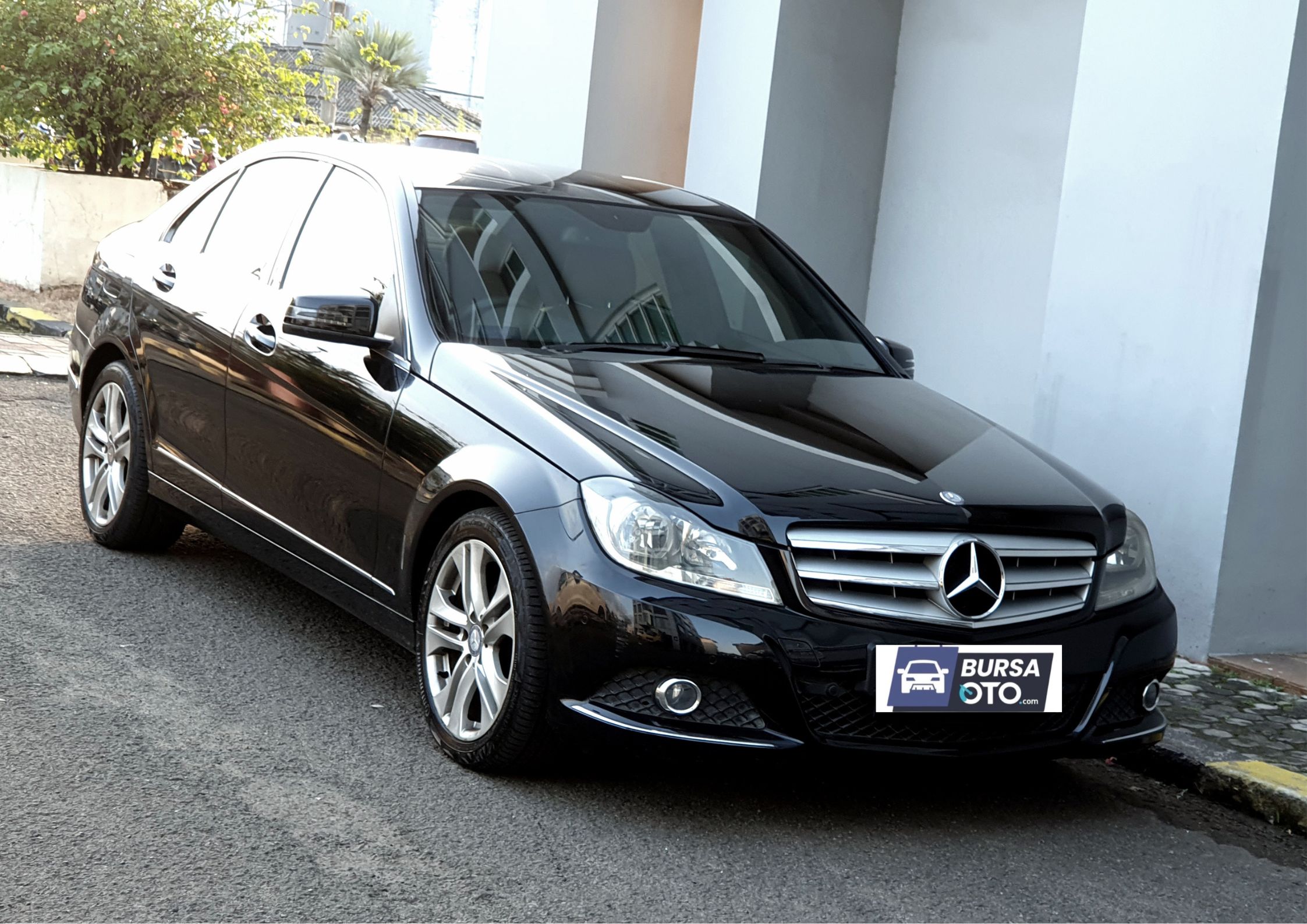 2013 Mercedes Benz C-Class Sedan 2013 Mercedes Benz C-Class Sedan