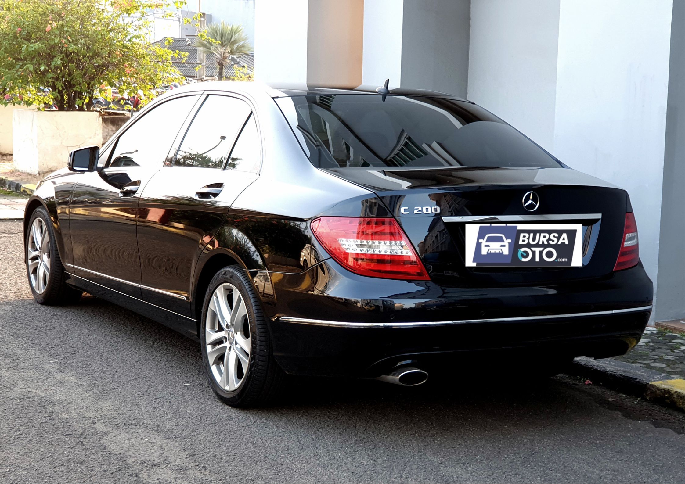 2013 Mercedes Benz C-Class Sedan 2013 Mercedes Benz C-Class Sedan