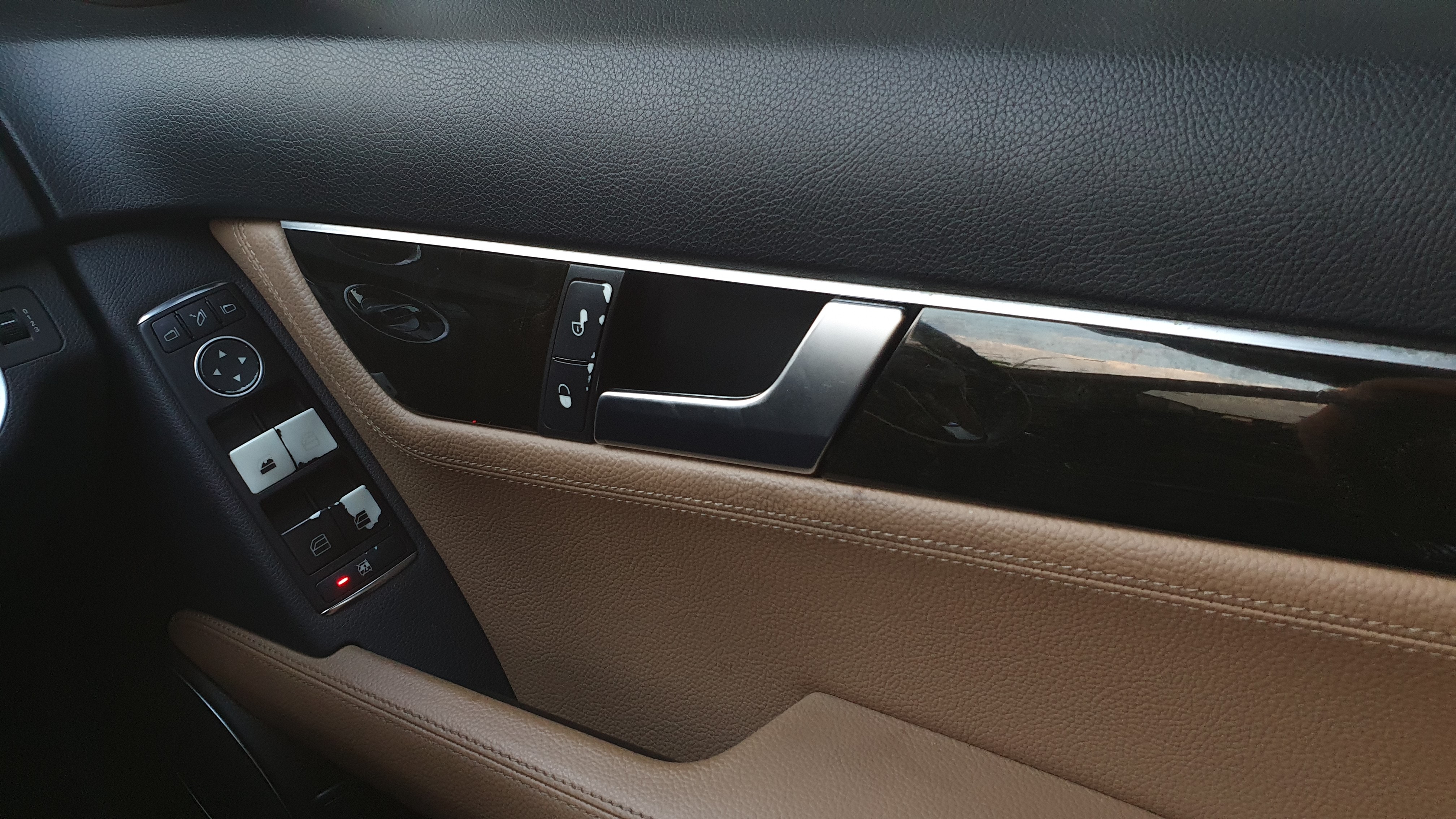 2013 Mercedes Benz C-Class Sedan 2013 Mercedes Benz C-Class Sedan