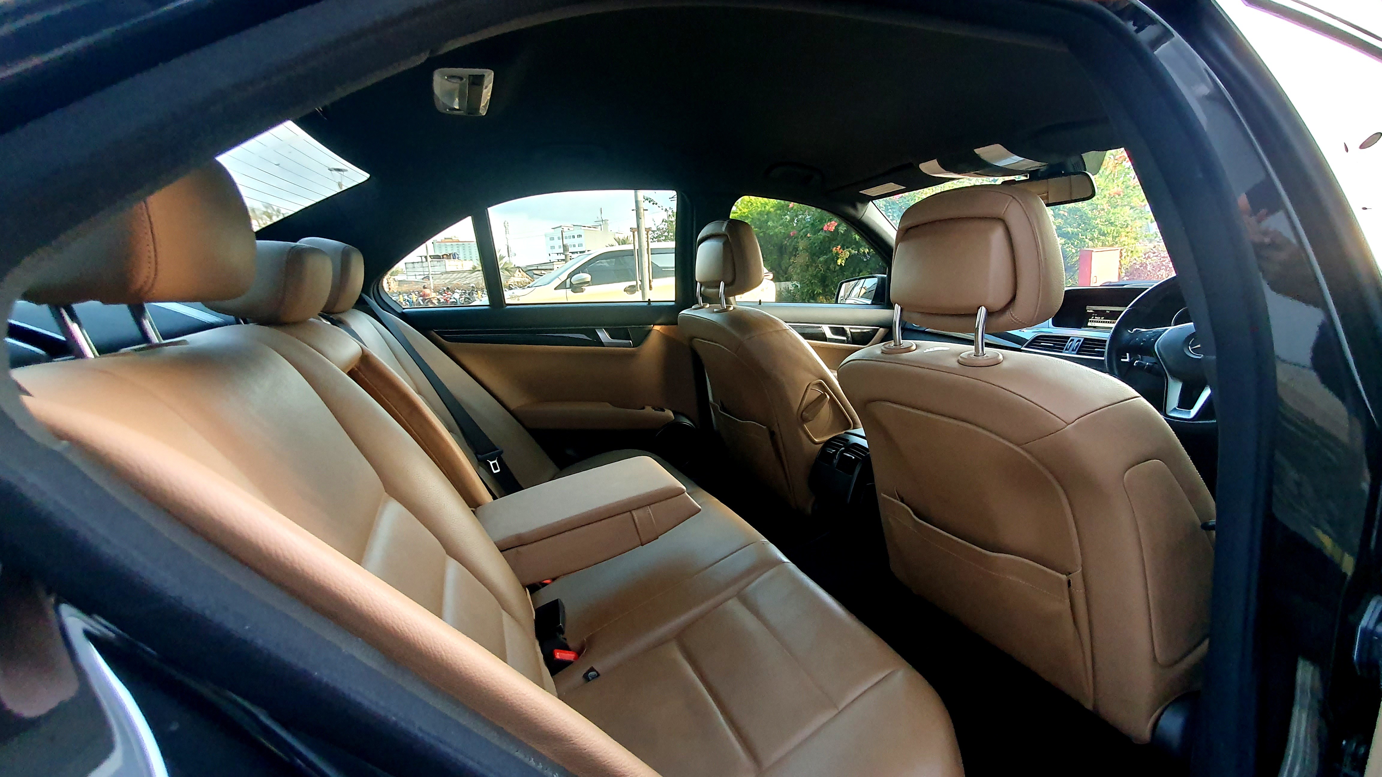 2013 Mercedes Benz C-Class Sedan 2013 Mercedes Benz C-Class Sedan