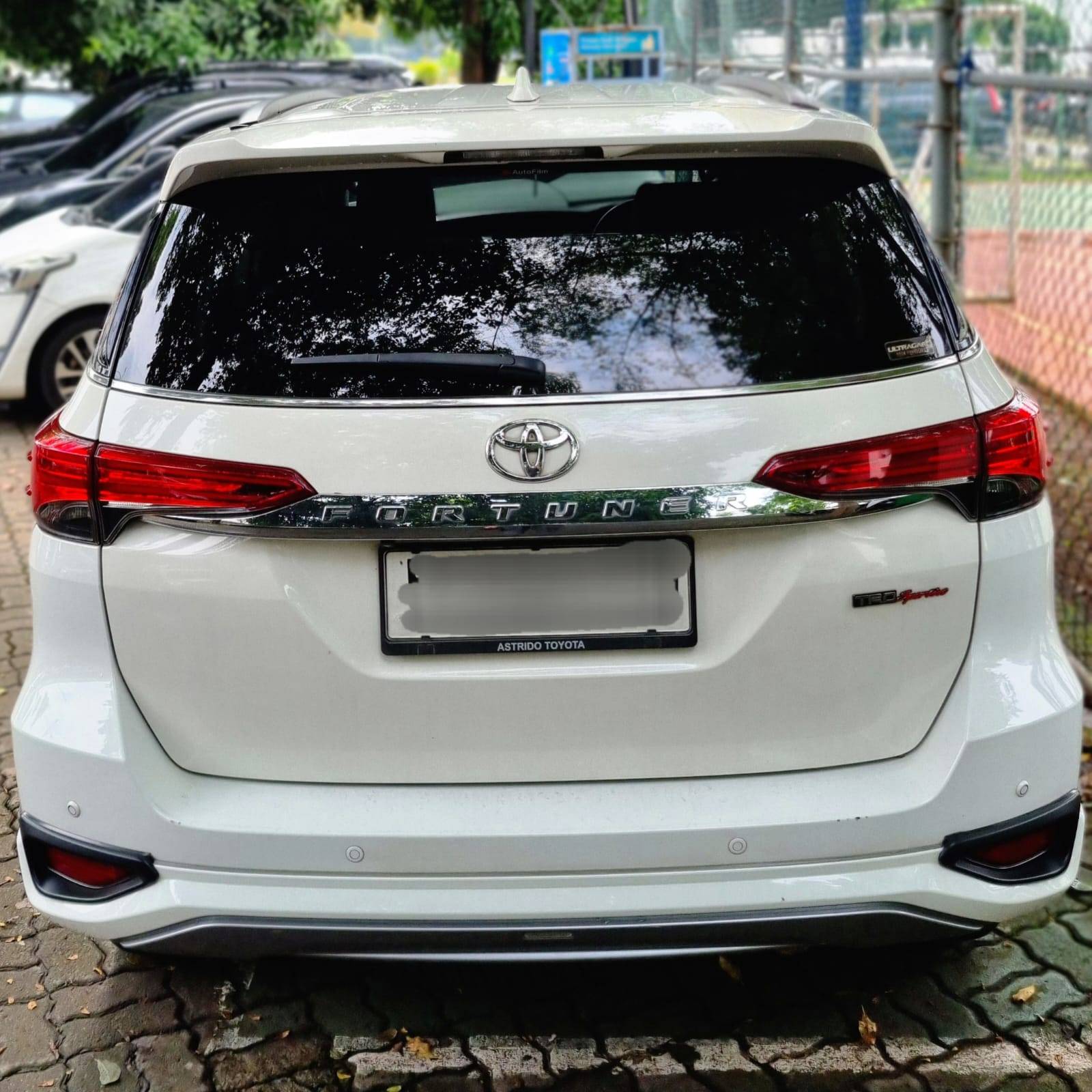 2019 Toyota Fortuner VRZ 4X2 TRD 2.4L AT 2019 Toyota Fortuner VRZ 4X2 TRD 2.4L AT