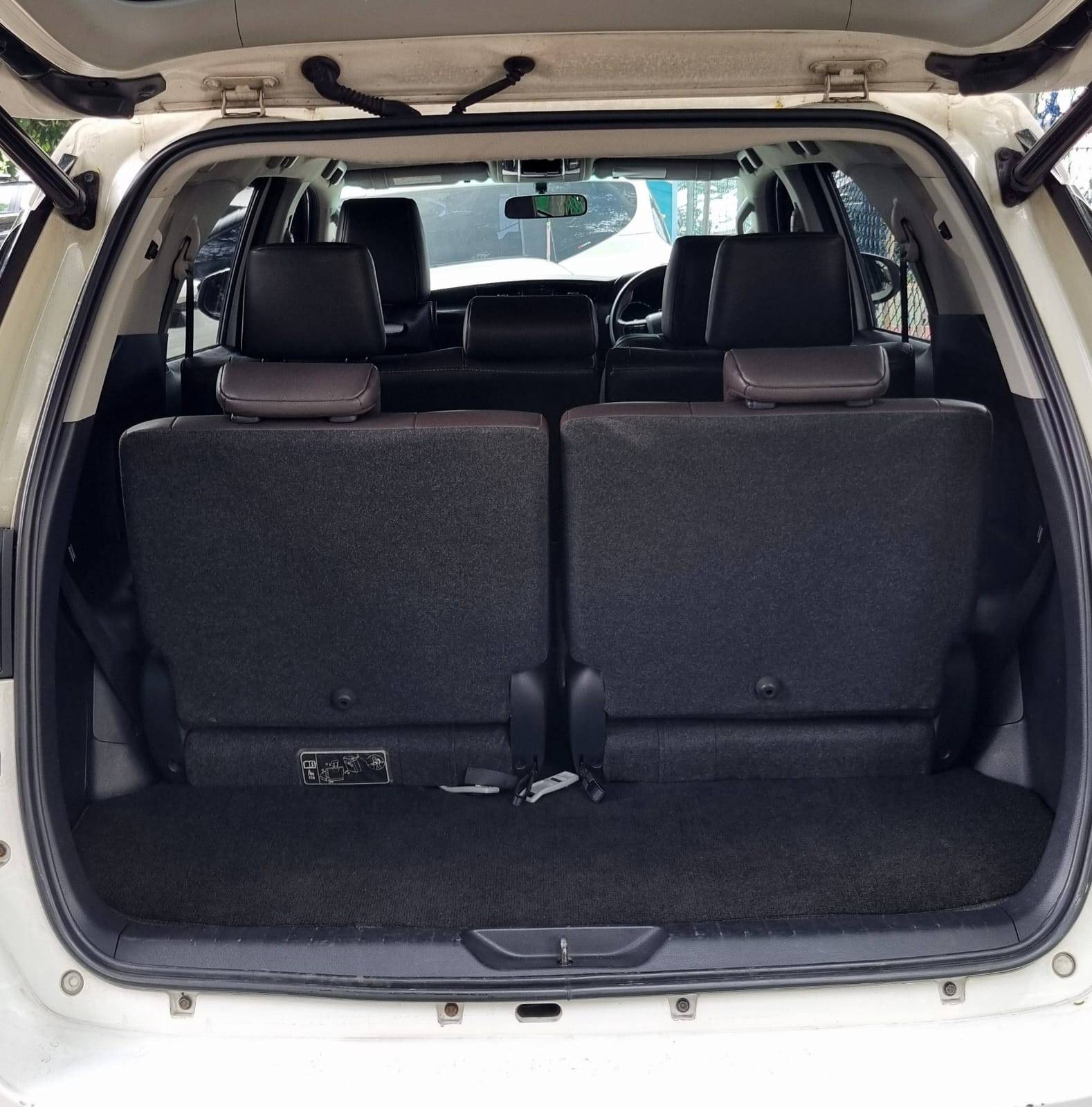 2019 Toyota Fortuner VRZ 4X2 TRD 2.4L AT 2019 Toyota Fortuner VRZ 4X2 TRD 2.4L AT