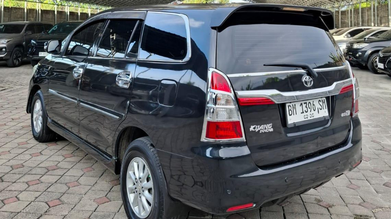 2014 Toyota Innova 2014 Toyota Innova