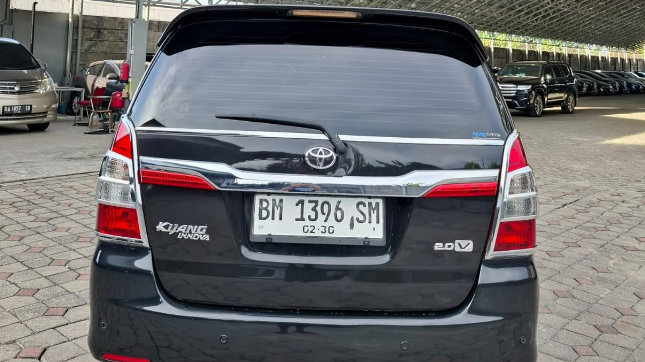 2014 Toyota Innova 2014 Toyota Innova