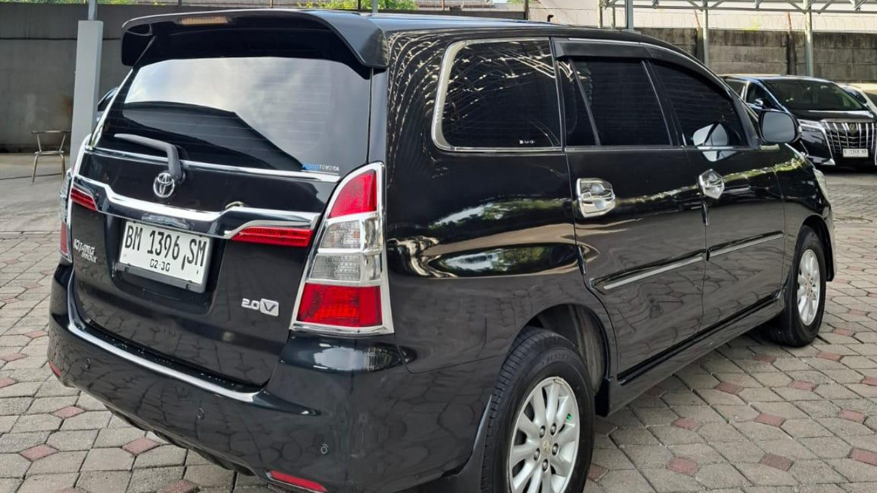 2014 Toyota Innova 2014 Toyota Innova